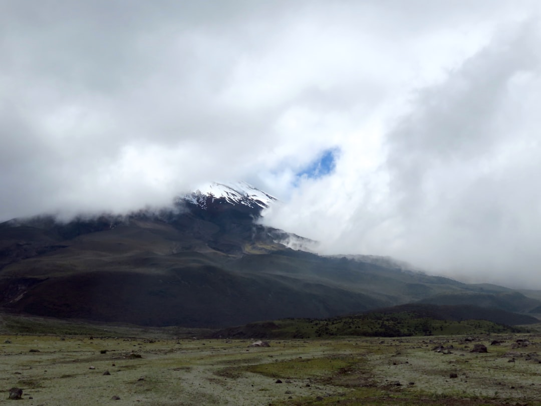 Scoprire Vulcano: storia e bellezze delle Isole Eolie — Cuenca