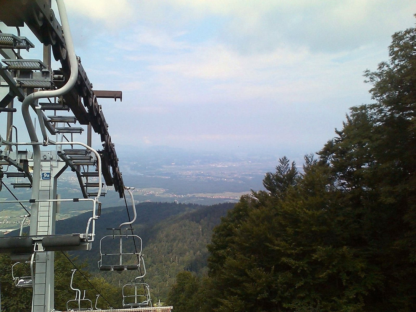 Entdecke Sljeme: Der Gipfel Kroatiens zwischen Natur und Abenteuer - Gornja Bistra | Secret World Trip Planner