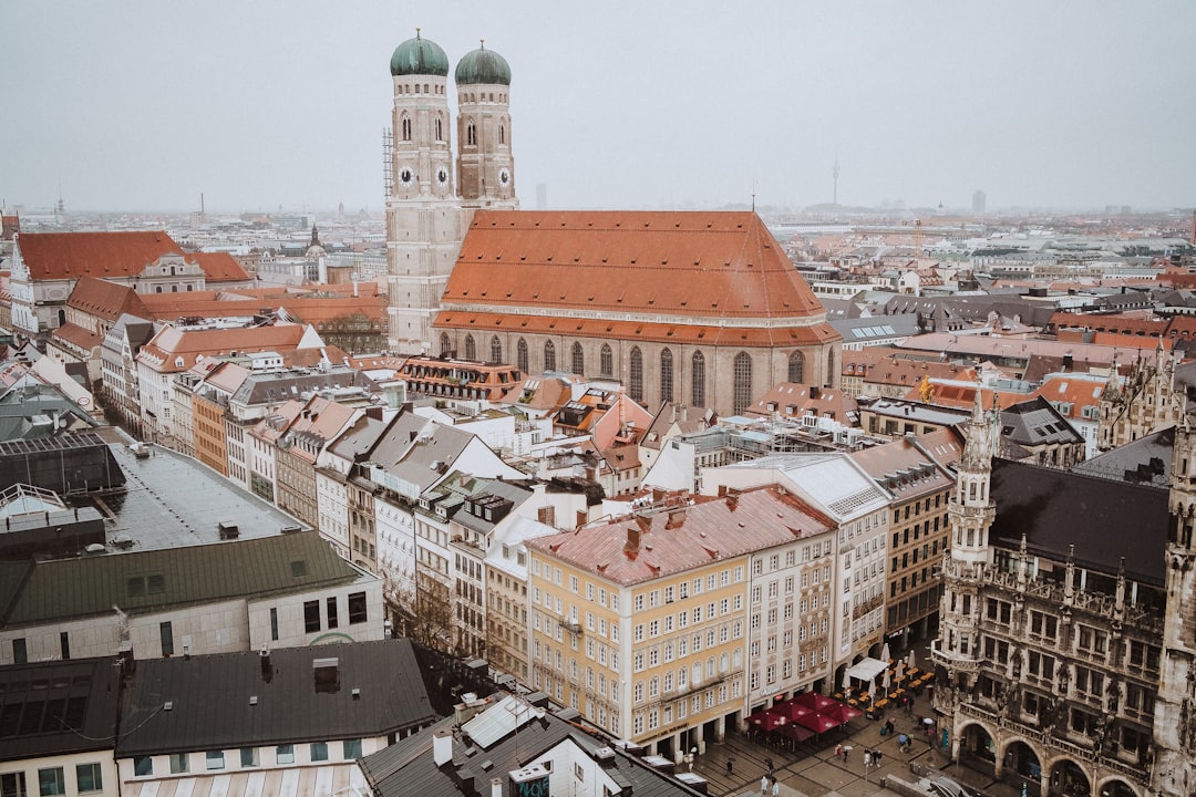 Marienplatz Monaco: Traditional Markets in Gothic Square - Marienplatz | Secret World Trip Planner