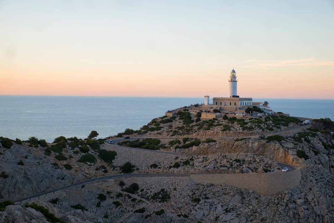 Faro di Capo Murro di Porco: Licht auf Sizilien — Str. Capo Murro di Porco