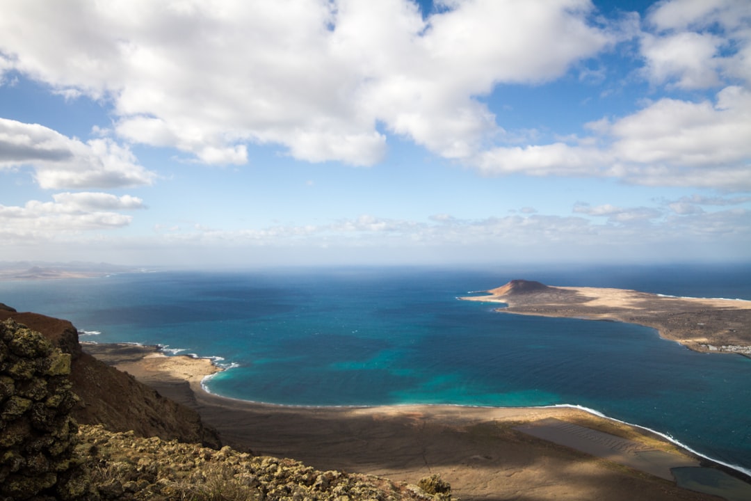 Río Viewpoint: Manrique's Stunning Lanzarote Overlook — 35541