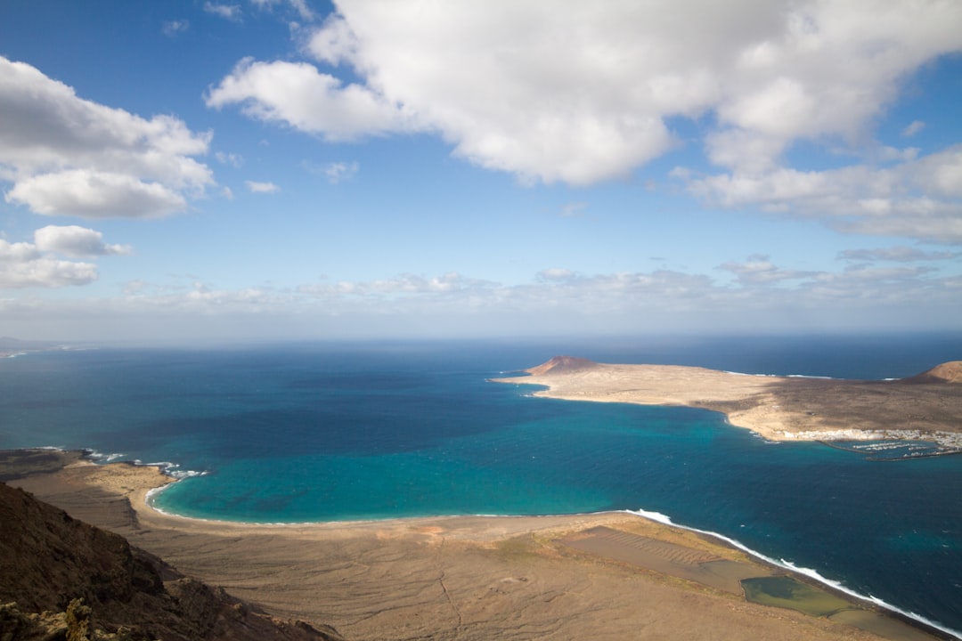 Río Viewpoint: Manrique's Stunning Lanzarote Overlook - 35541 | Secret World Trip Planner