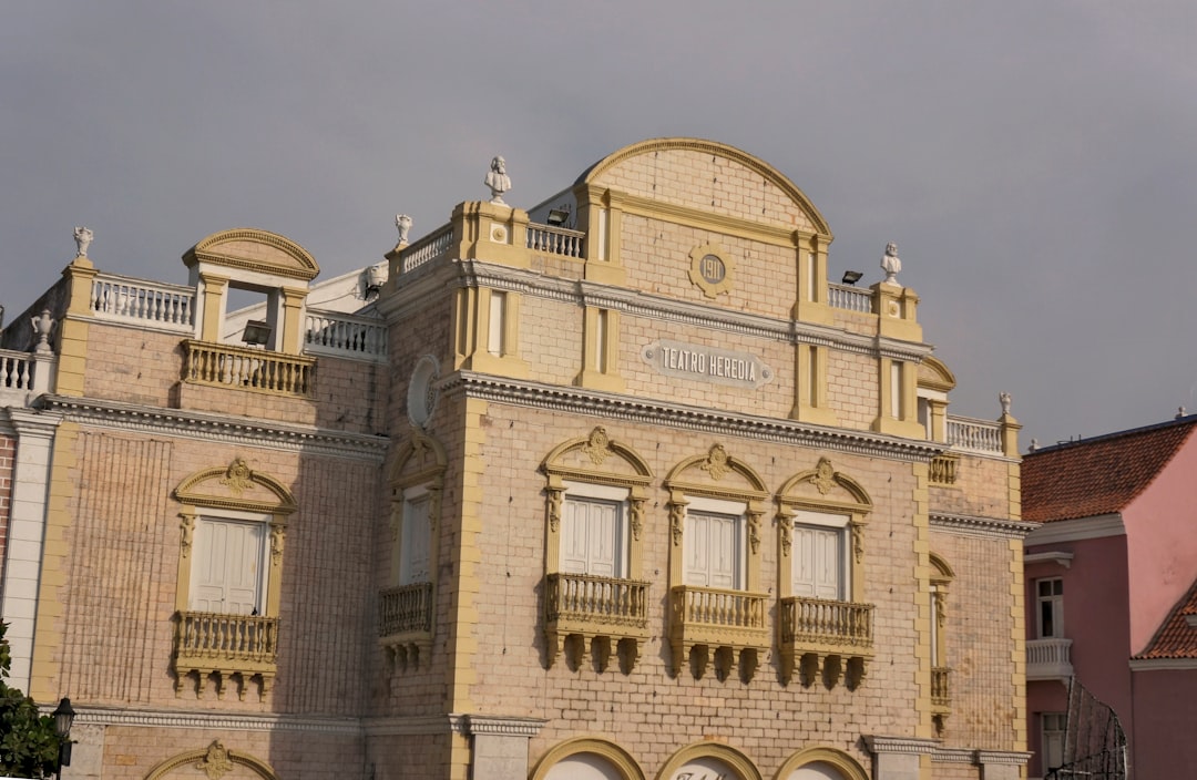 Die ummauerte Stadt Cartagena: Koloniale Architektur entdecken - Cartagena de Indias | Secret World Trip Planner
