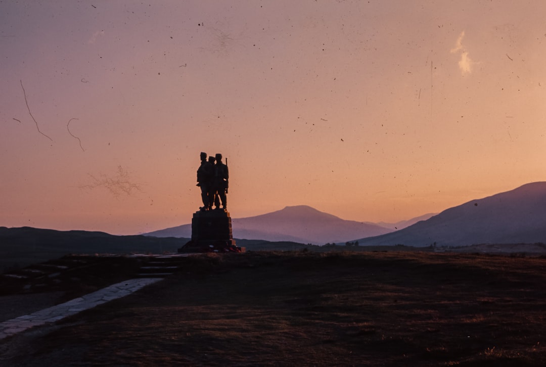 Visit the Highland Mary Statue in Dunoon, Scotland - Argyll and Bute Council | Secret World Trip Planner