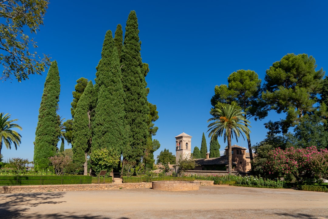 Generalife in Granada: The Nasrid Summer Palace Gardens - Centro | Secret World Trip Planner