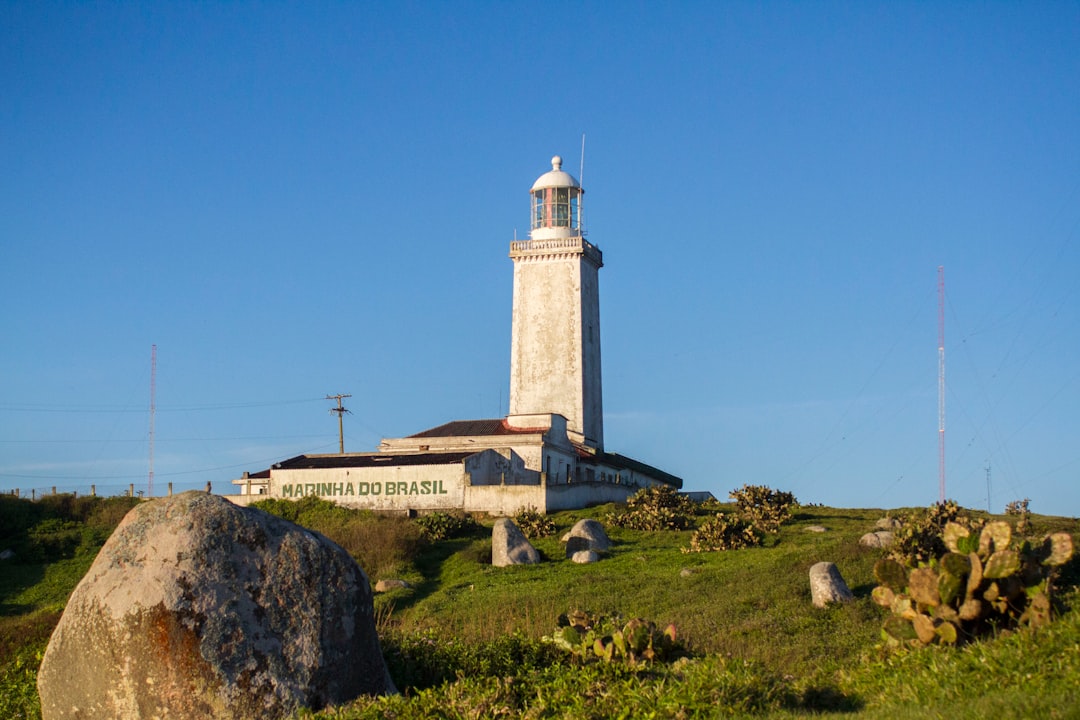 Farol da Barra in São João: Das koloniale Wahrzeichen Brasiliens - Salvador - BA | Secret World Trip Planner
