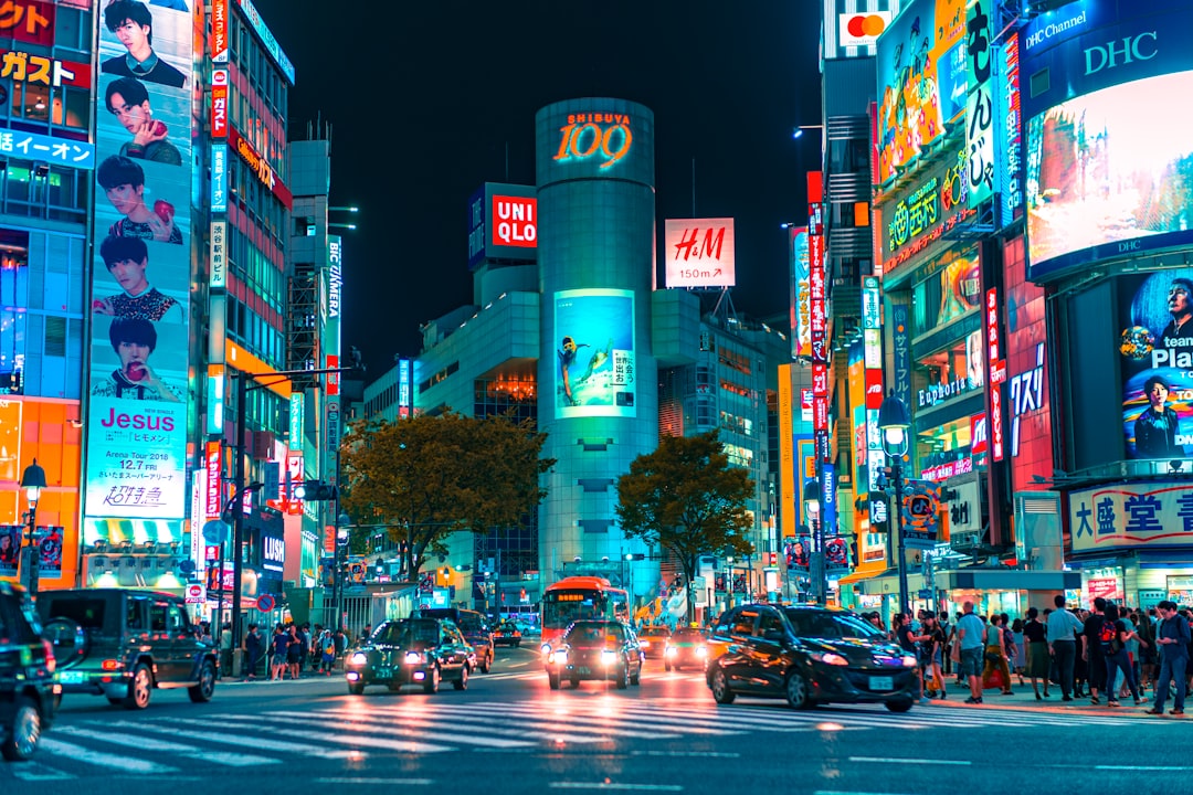 Secret World vs TripIt: Welche App gewinnt 2026 in Tokio? - Tokyo | Secret World Trip Planner