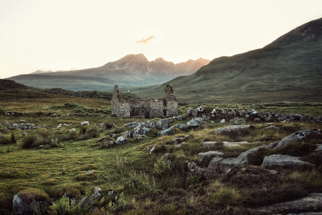 Entdecken Sie Stob Coire Leith: ein Juwel der schottischen Highlands - MXJG+GV Ballachulish | Secret World Trip Planner