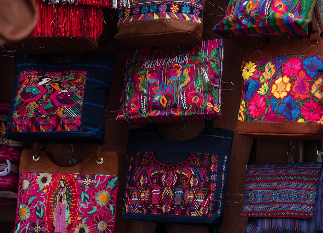 Mercato di Chichicastenango: colori e riti Maya - 6a Calle | Secret World Trip Planner