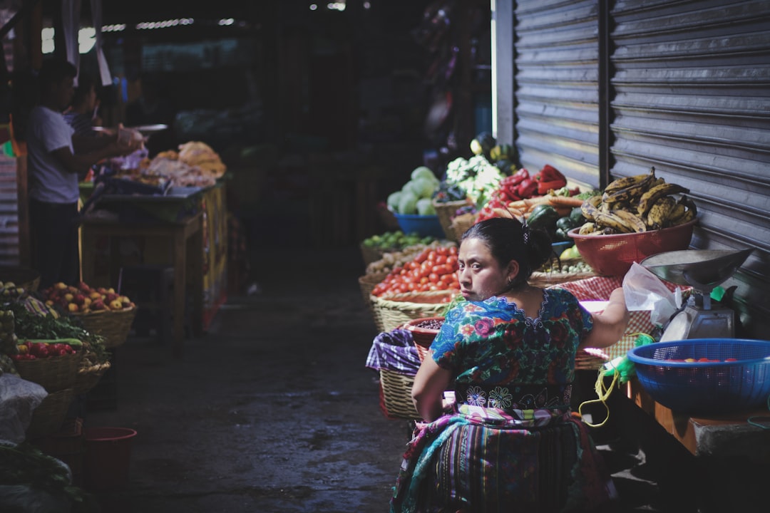 Chichicastenango Markt: Farben und Maya-Rituale - 6a Calle | Secret World Trip Planner
