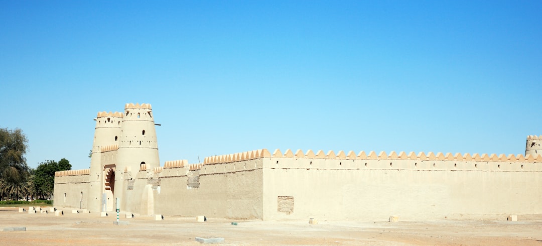 Jebel Shams: Der Grand Canyon des Oman auf 3.009 m - 64PX+PCX | Secret World Trip Planner