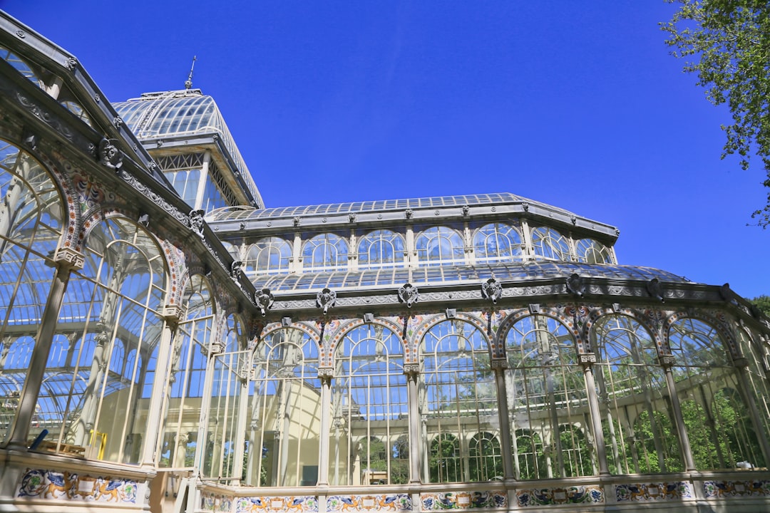 Palácio de Cristal: Porto aus der Vogelperspektive - R. de D Manuel II | Secret World Trip Planner