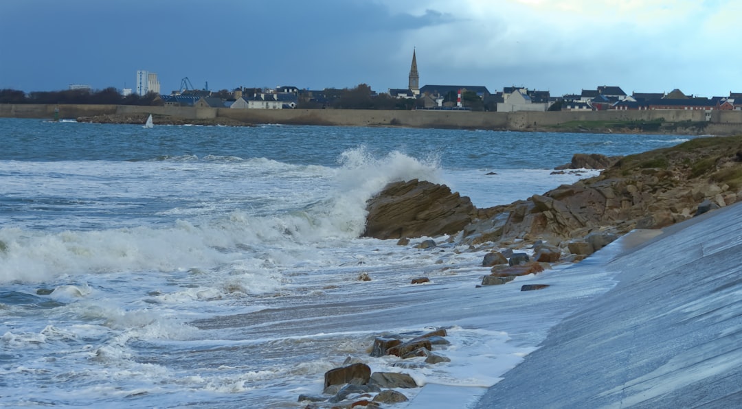 Der Leuchtturm von Pointe du Bout: Eisen und Korallen - Pointe du Bout | Secret World Trip Planner
