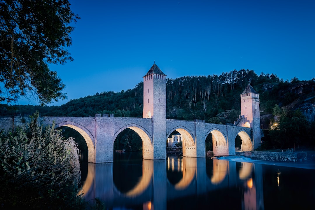 Valentré Bridge in Cahors: A River Lot Fortress — 46000 Cahors