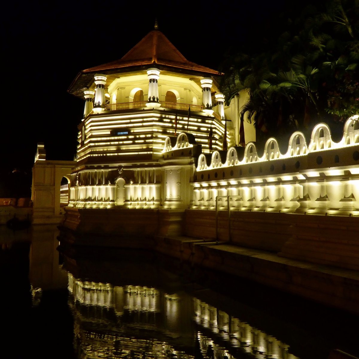 Palazzo Reale di Kandy: l'ultima reggia dello Sri Lanka — 15 Raja Veediya
