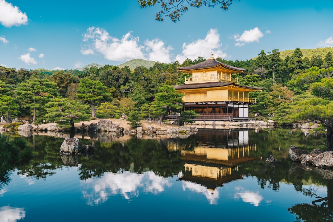Secret World vs Wanderlog: Der beste Reiseplaner für Kyoto 2026 - Kyoto | Secret World Trip Planner