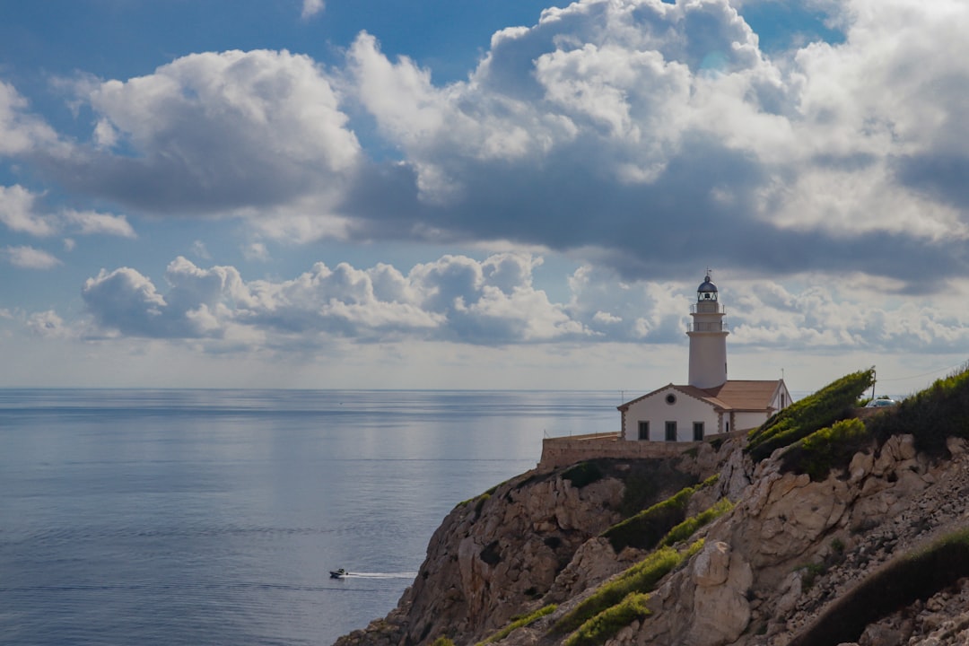 Cape of Good Hope Lighthouse: The World's End - Città del Capo | Secret World Trip Planner
