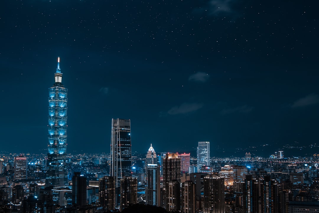 Taipei 101: il grattacielo a forma di bambù che tocca il cielo - Xinyi District | Secret World Trip Planner