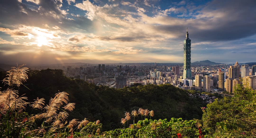 Taipei 101: The Bamboo-Shaped Skyscraper Touching the Sky — Xinyi District