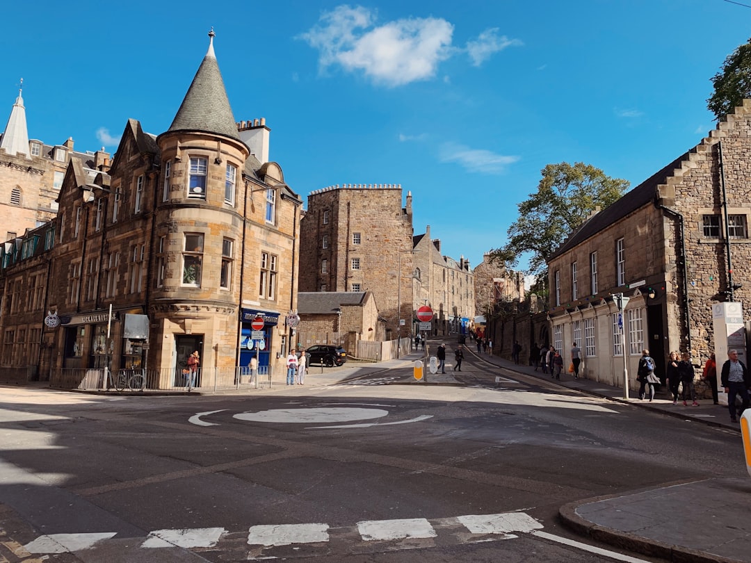 Scoprire il Market Cross: un simbolo della storia scozzese - Lerwick | Secret World Trip Planner