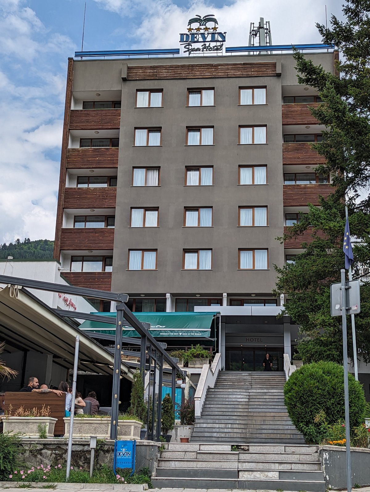 Devin Spa Hotel: Thermal Springs in the Bulgarian Rhodopes — 4800 Devin