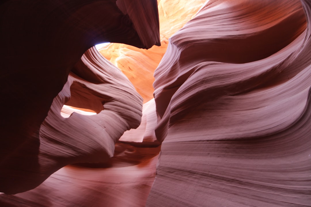Antelope Canyon: Licht und Stein im Herzen der Navajo - Page | Secret World Trip Planner