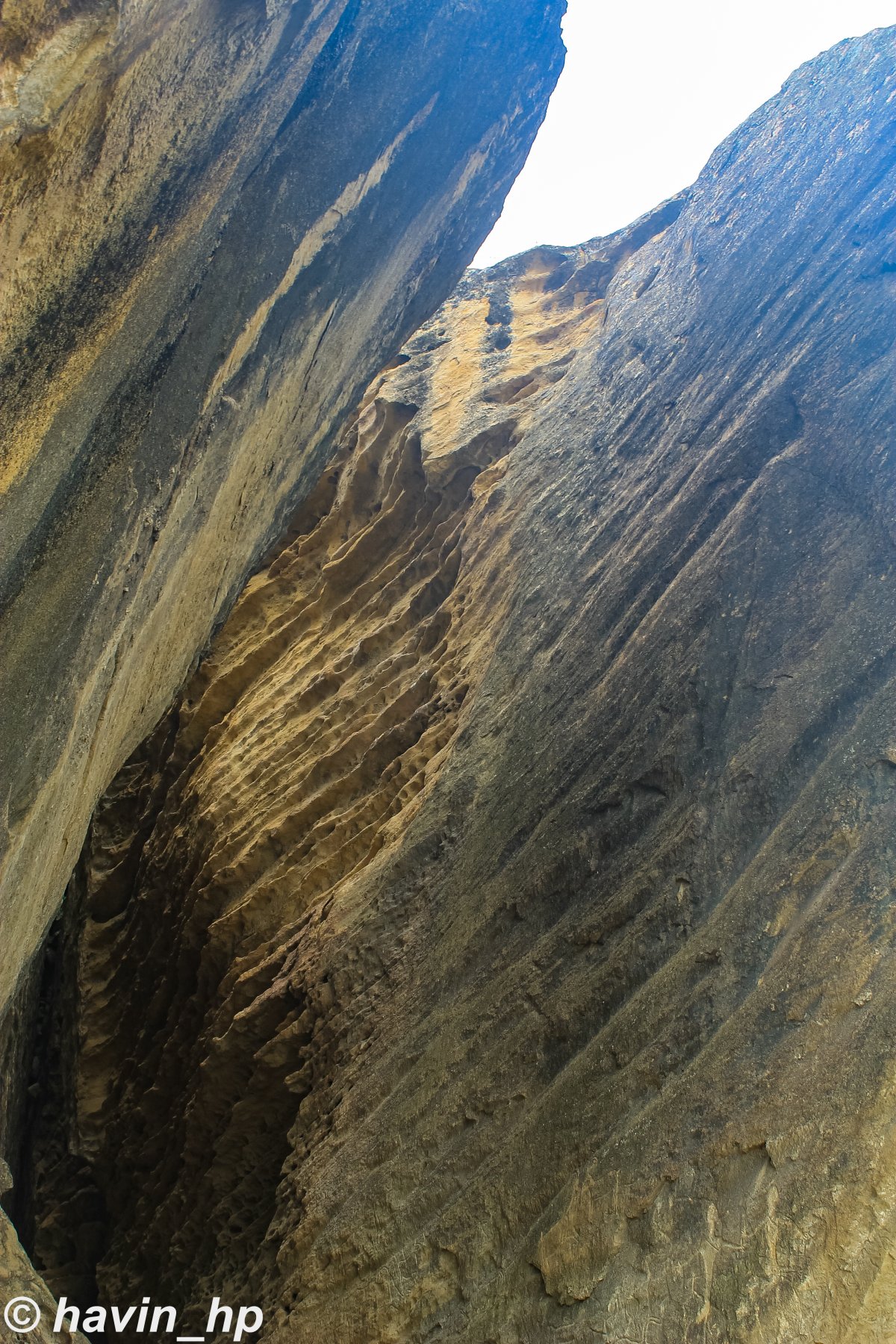 Qobustan: incisioni rupestri e vulcani di fango — 496H+H9C