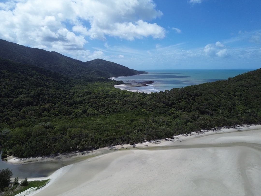 Daintree-Wald: Ausblicke zwischen Wald und Korallenriff - 2333 Cape Tribulation Rd | Secret World Trip Planner