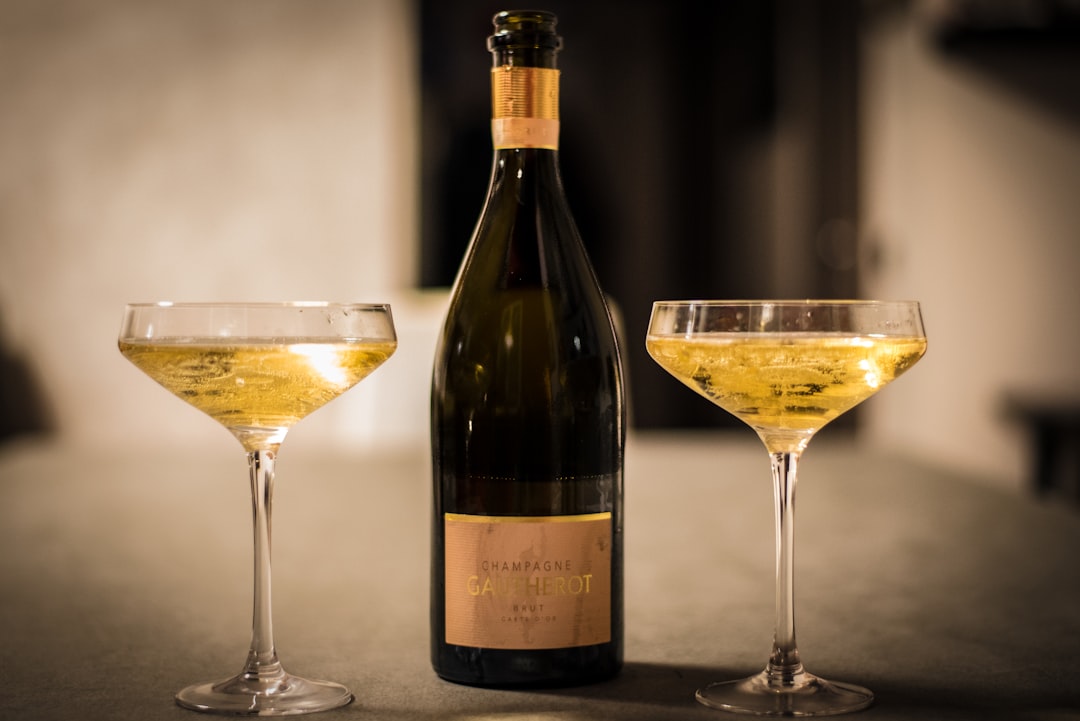 Champagne Deutz in Aÿ: Verkostungen und Besichtigungen - 16 Rue Jeanson | Secret World Trip Planner