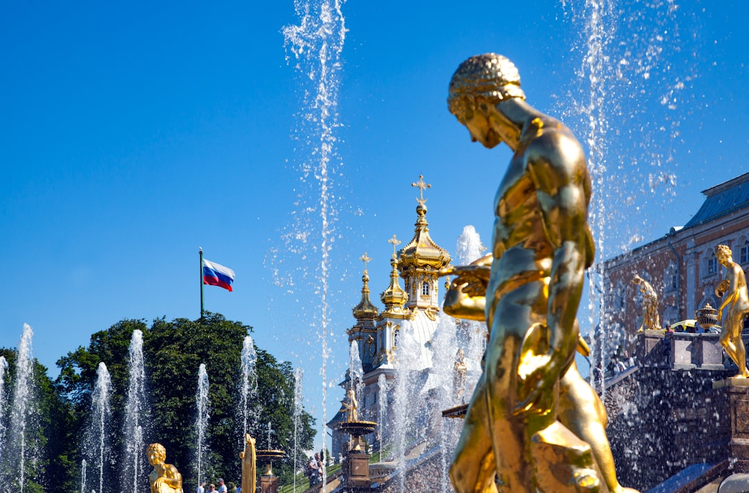 Peterhof: il palazzo barocco delle fontane dorate - 2 | Secret World Trip Planner