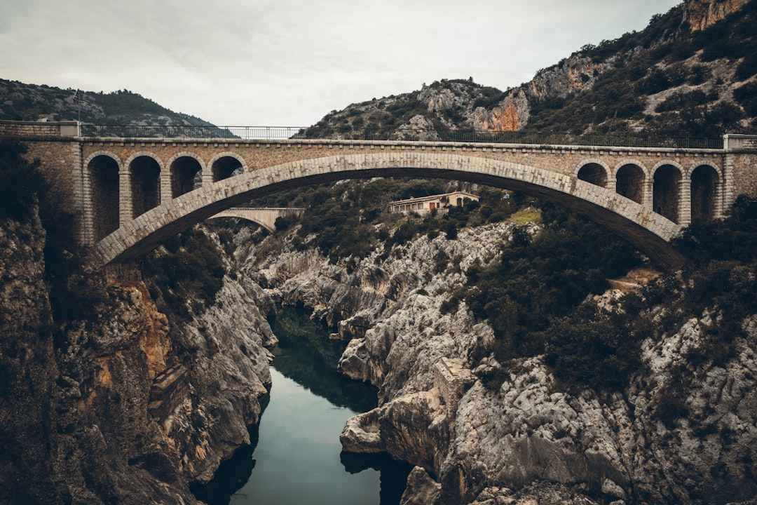 The Devil's Bridge of Gablenz: A Perfect Circle — Halbendorfer Str.