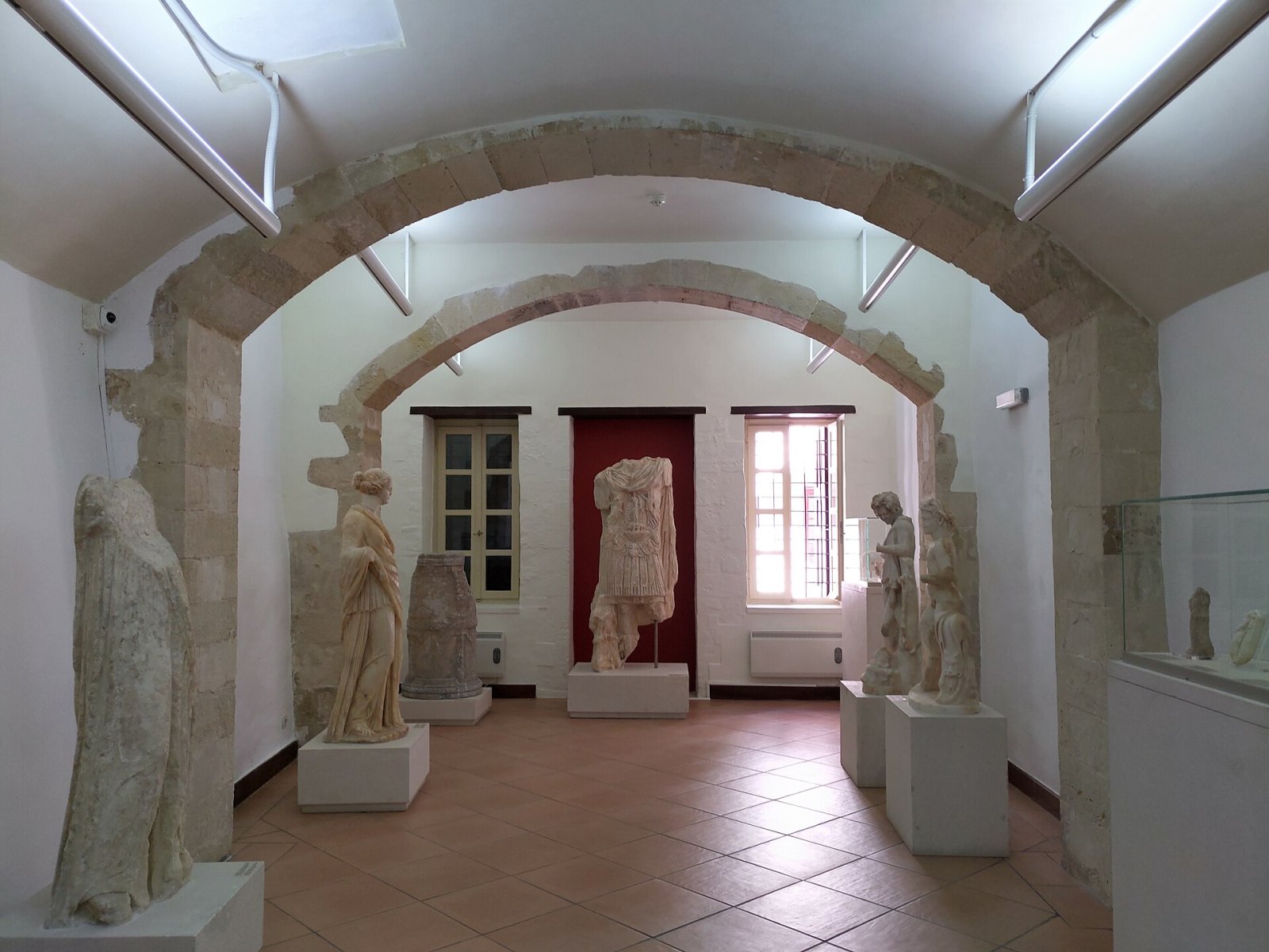 Entdecken Sie das Archäologische Museum von Kissamos in Griechenland — Partheniou Peridou 7