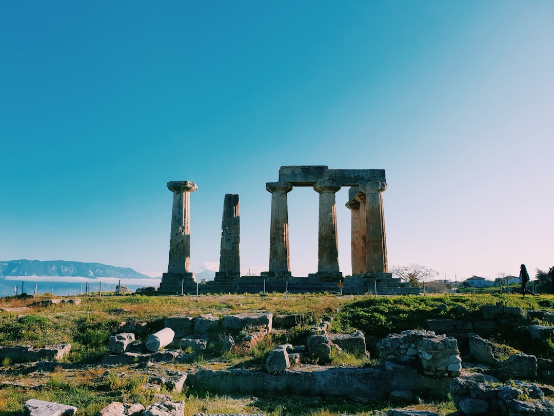 Delfi: Apollons Heiligtum am Parnass - Delfi 330 54 | Secret World Trip Planner