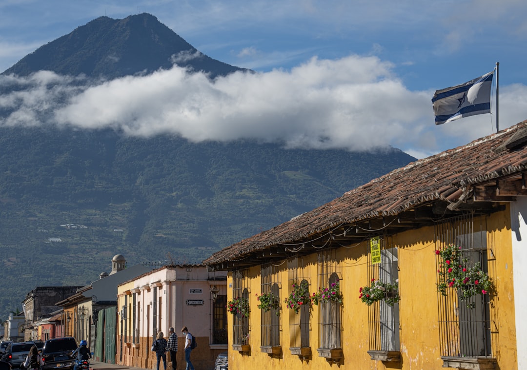 Erkundung von El Shaddai: Eine Reise in die guatemaltekische Spiritualität — Ciudad de Guatemala