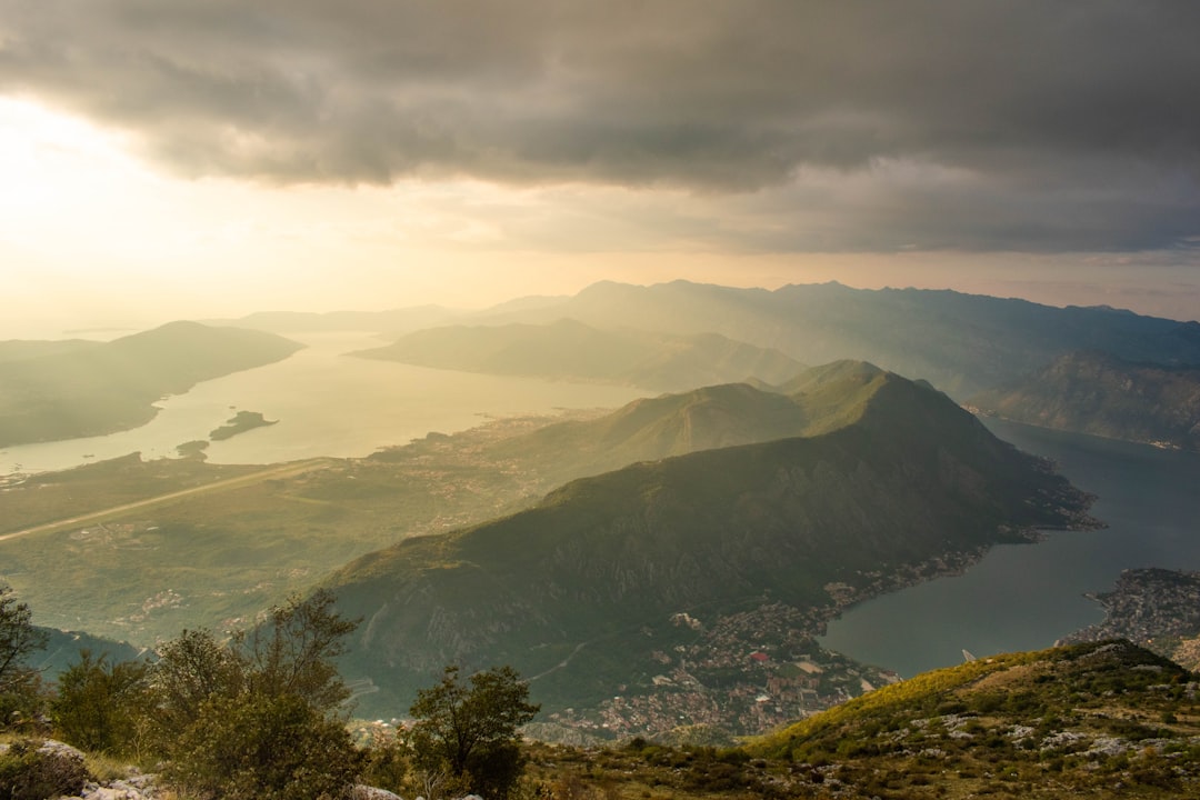 Discover Ljeljeni vrh: the Enchanting Mountain of Montenegro — Prošćenje