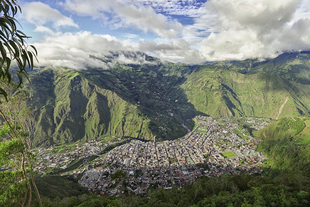 Cerro de Cachi: Ein Naturparadies in Ecuador - Girón | Secret World Trip Planner