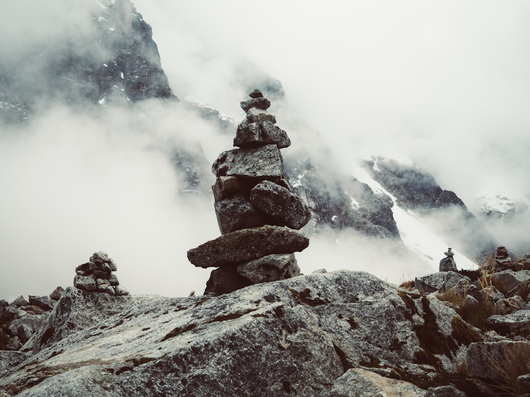 Symphonie der Steine: Die Basalt-Schlucht von Garni - 4P8R+9H6 | Secret World Trip Planner