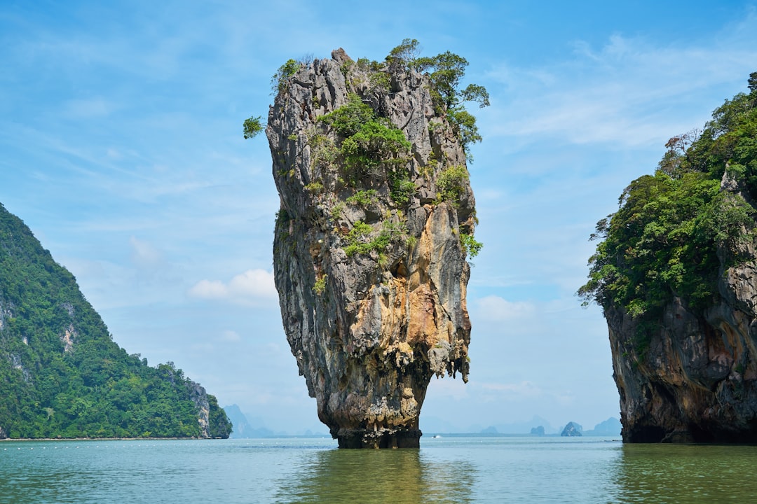 Entdecke Khao Khiao: Ein Naturparadies in Thailand - Pak Phli District | Secret World Trip Planner