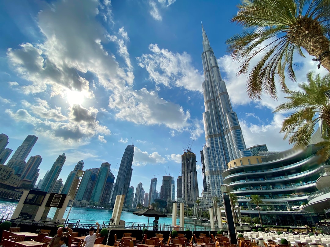 So planen Sie Ihre AI-Reise nach Dubai 2026: Vollständiger Leitfaden - Dubai | Secret World Trip Planner