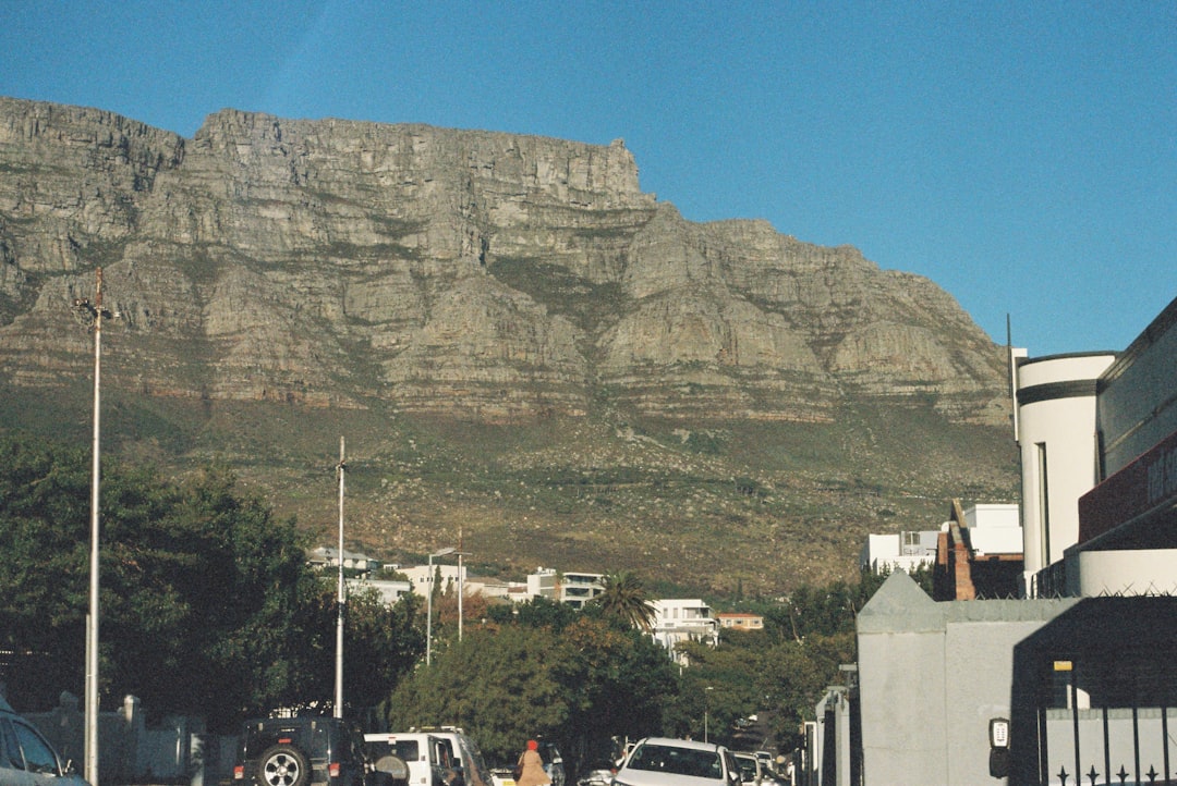 Südafrikanisches Astronomisches Observatorium: seit 1820 - Cape Town | Secret World Trip Planner