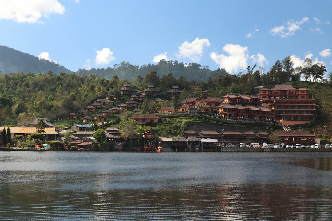 Doi Inthanon: Trails Through Forests and Royal Pagodas - Distretto di Mae Chaem | Secret World Trip Planner