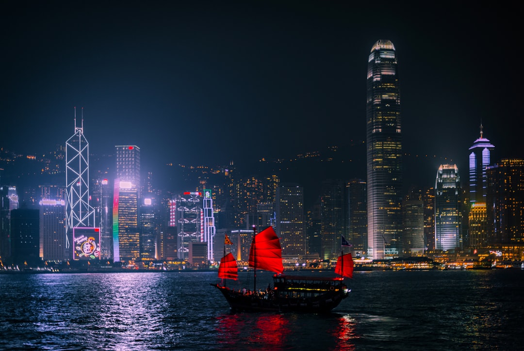 Secret World vs Wanderlog: Der beste Reiseplaner für Hongkong 2026 - Hong Kong | Secret World Trip Planner