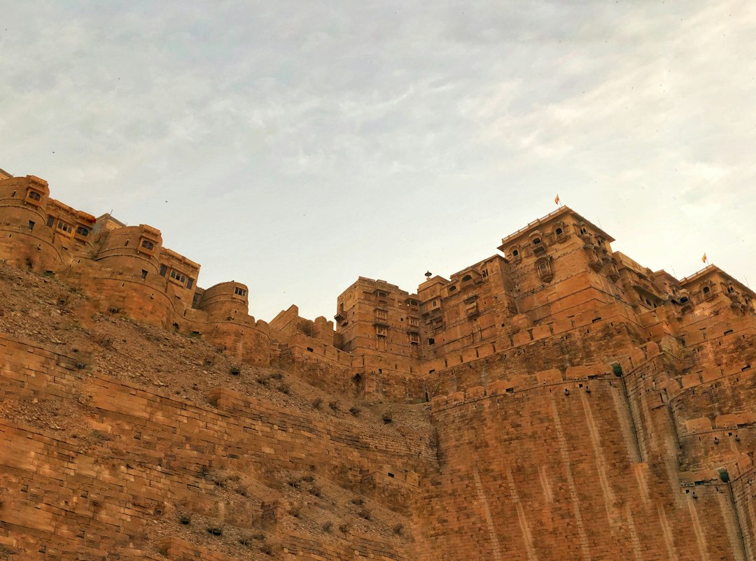 Jaisalmer Fort: Die goldenen Paläste der Thar-Wüste — Jaisalmer