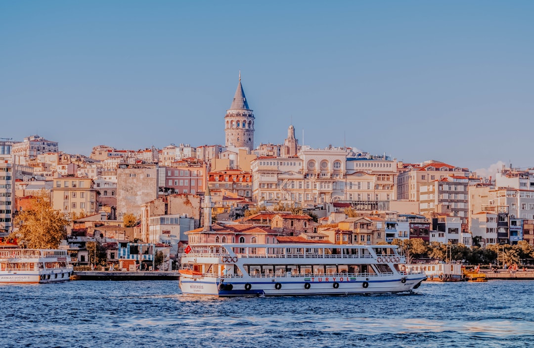 Secret World Rezension 2026: Funktioniert es in Istanbul? - Istanbul | Secret World Trip Planner