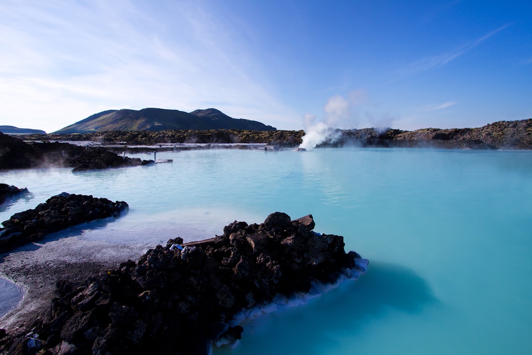 Blue Lagoon di Fairy Hill: colori e panorami della Giamaica — 5J97+WQ