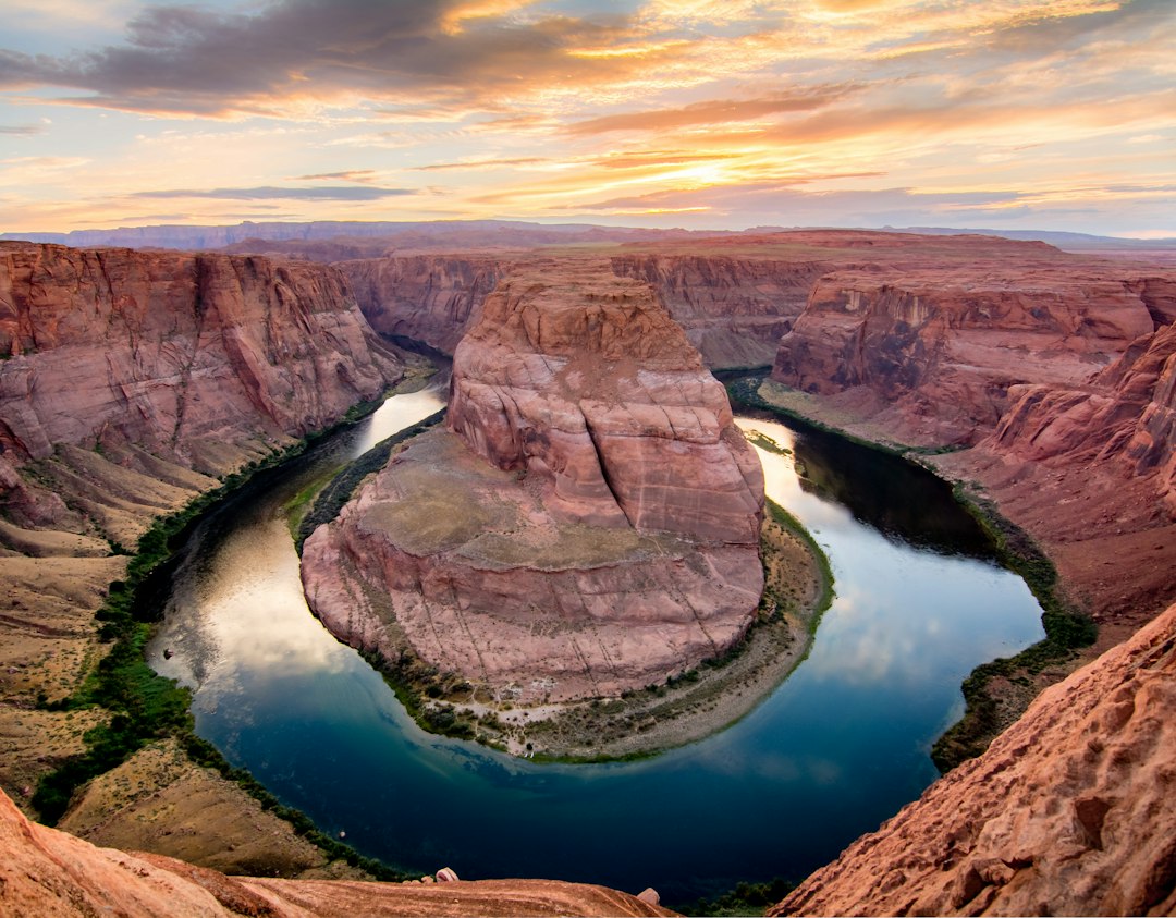 Horseshoe Bend: The Stunning Colorado Canyon - Page | Secret World Trip Planner