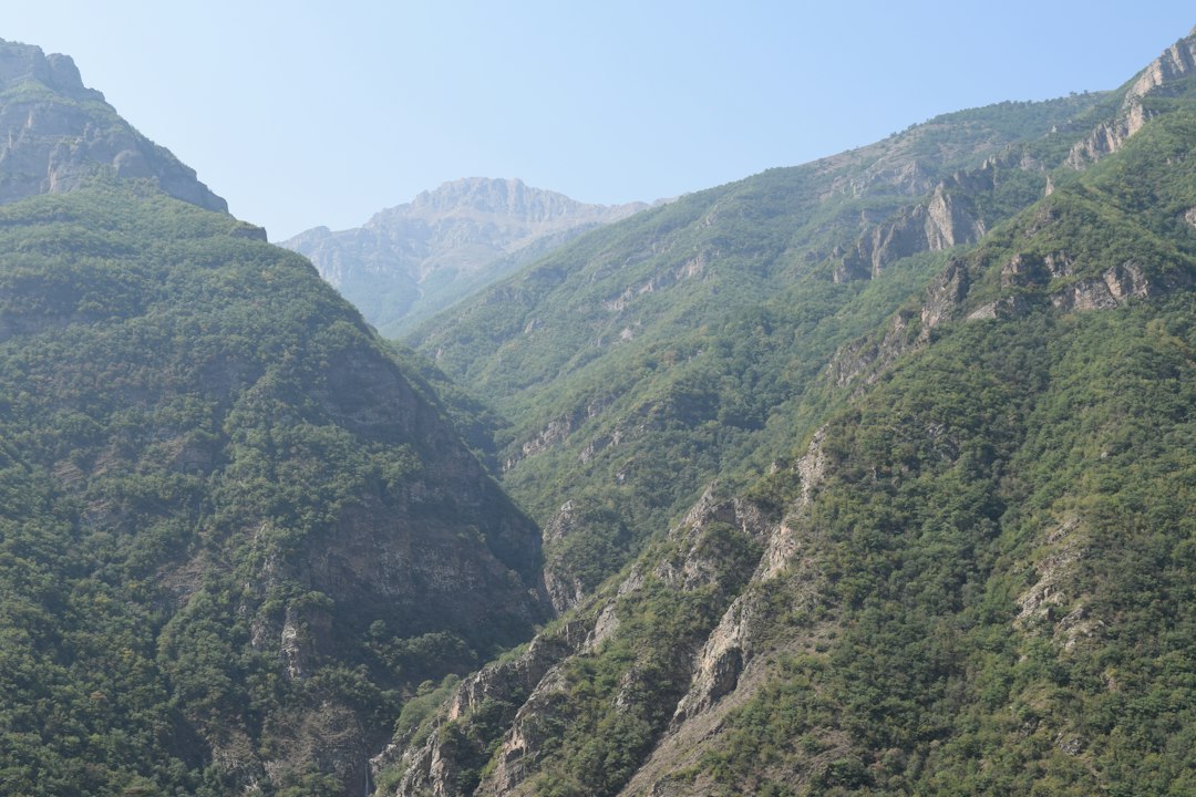 Lushan: The Waterfalls That Inspired Tang Poets - Jiu Jiang Shi | Secret World Trip Planner