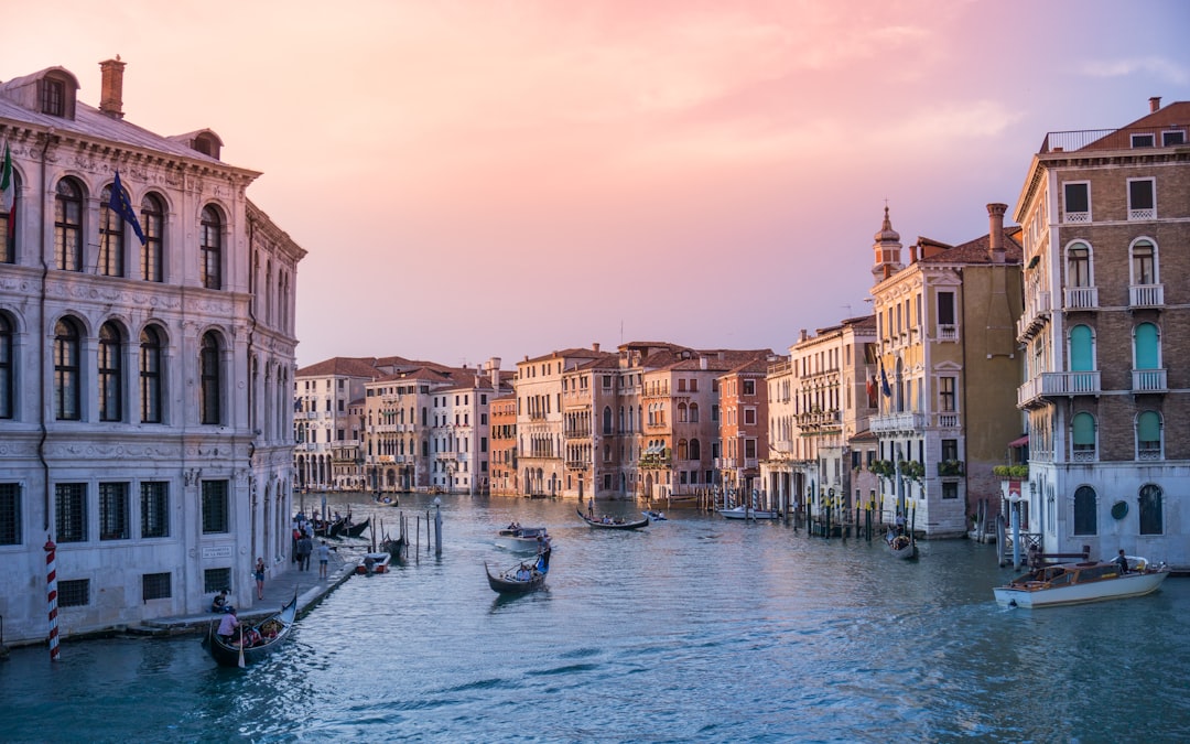 Migliori app viaggio 2026 a Venezia: le 5 testate sul campo — Venezia