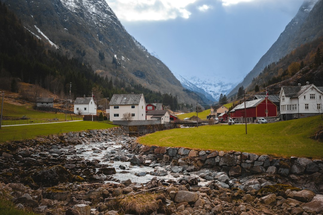 Adventdalen: Die Nordlichter in Svalbard erleben - Adventdalen | Secret World Trip Planner