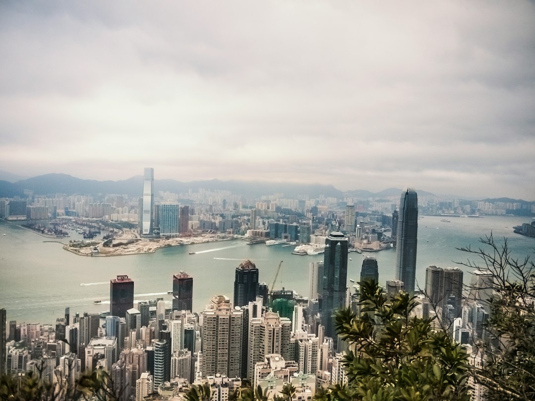 Entdecke die Magie des Victoria Peak in Hongkong — The Peak